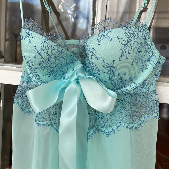 Victorias Secret lingerie top NWOT - Picture 2 of 11